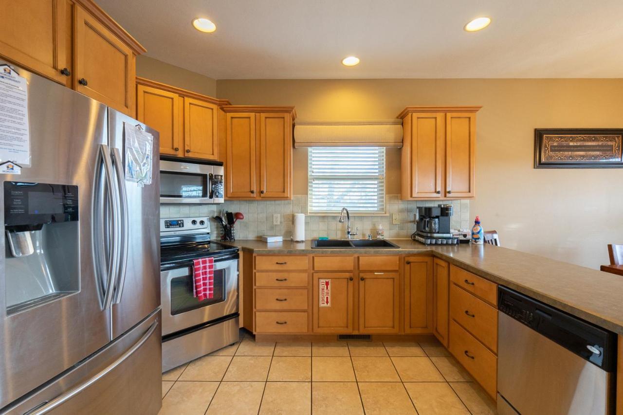 בראנסון 4Br Walk-In - Foosball Table - Hot Tub - Fire Pit - Free Tickets Included - Dv166 מראה חיצוני תמונה