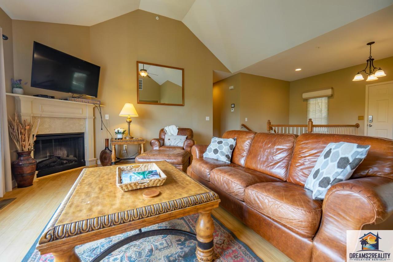 בראנסון 4Br Walk-In - Foosball Table - Hot Tub - Fire Pit - Free Tickets Included - Dv166 מראה חיצוני תמונה