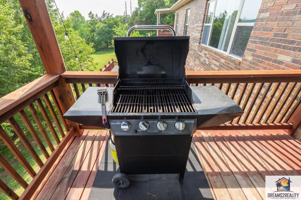 בראנסון 4Br Walk-In - Foosball Table - Hot Tub - Fire Pit - Free Tickets Included - Dv166 מראה חיצוני תמונה